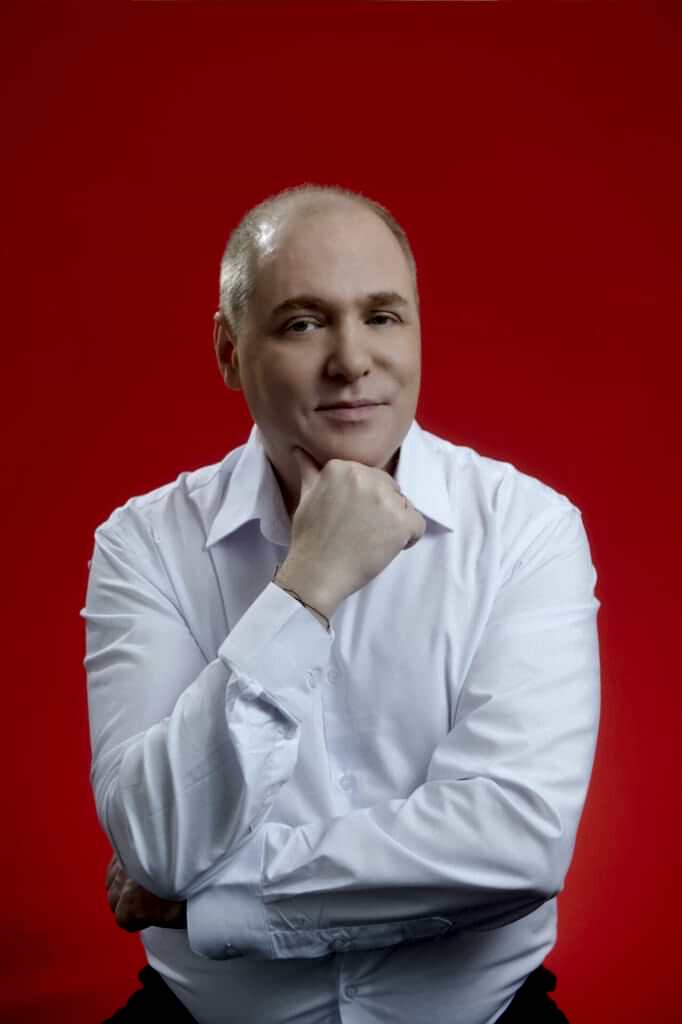 Евгений Исенин